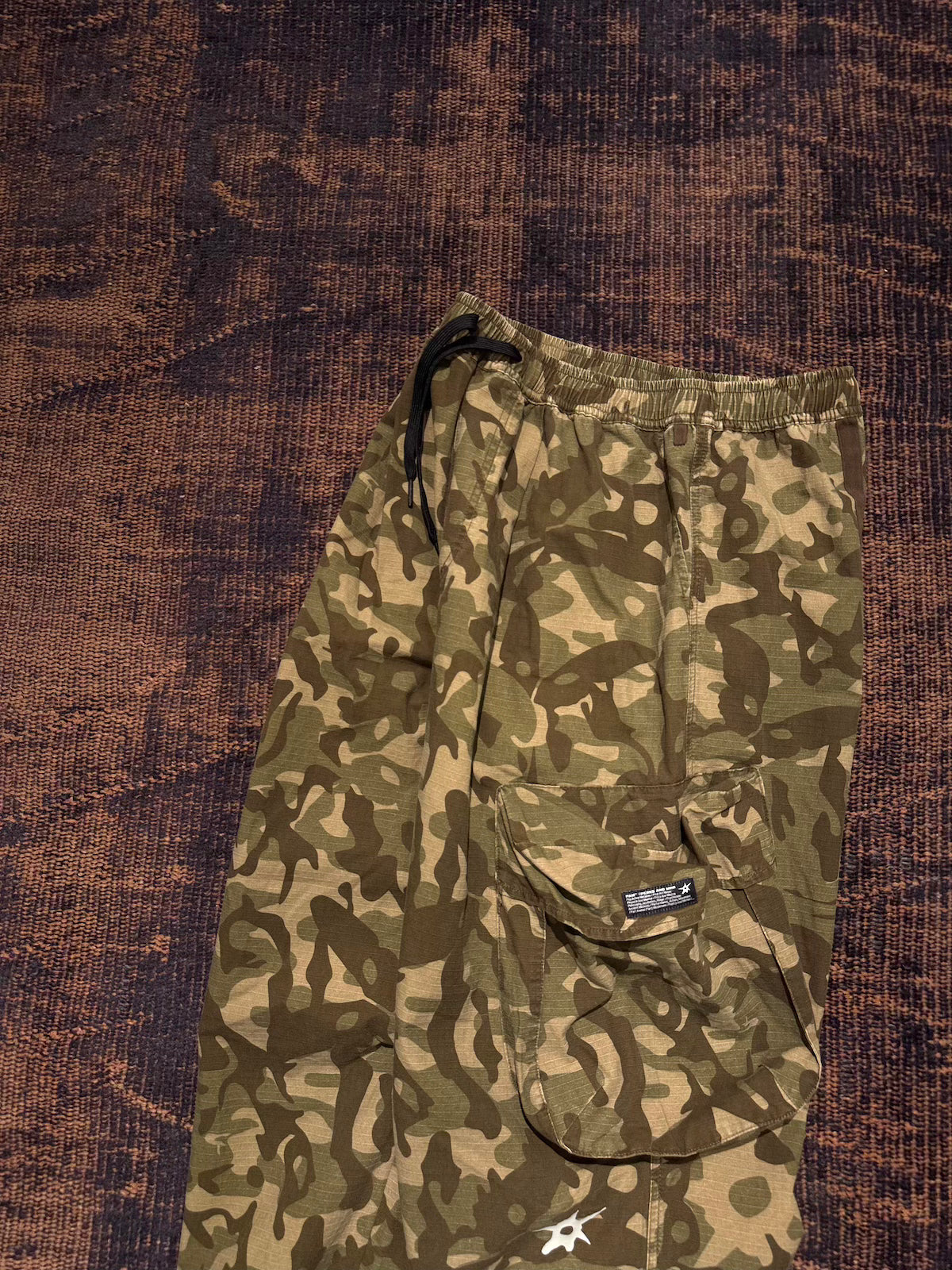 P.A.M. GARDEN VARIETY CAMO CHOW PANTS
