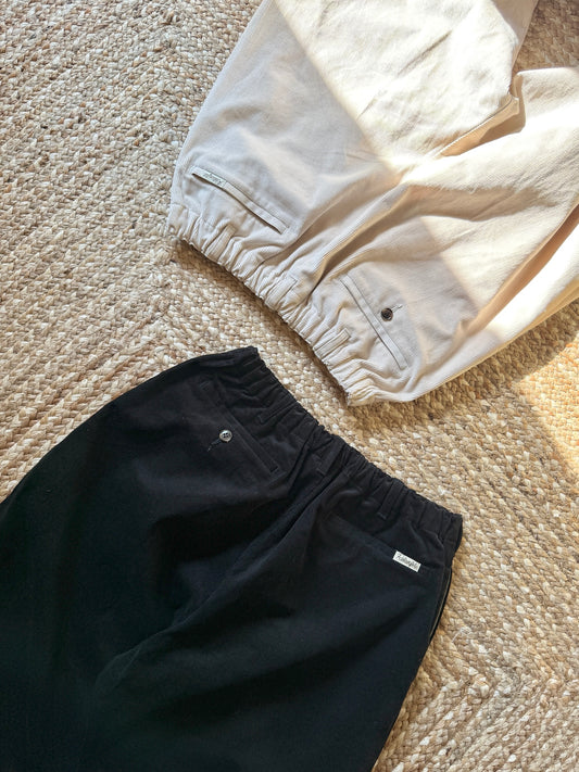RELAX FIT "Corduroy easy slacks" -cream-