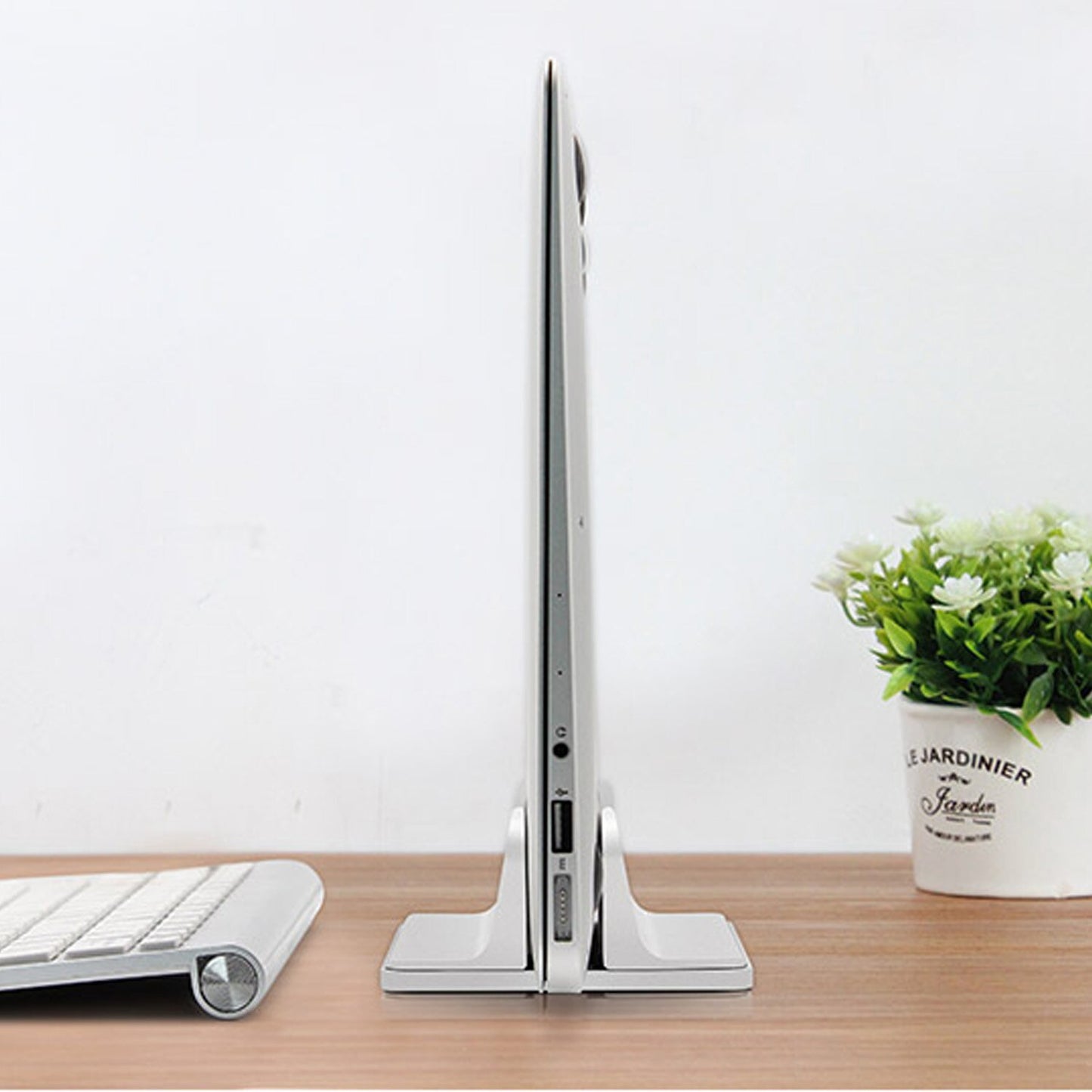 Encore Store™ Adjustable Laptop Stand