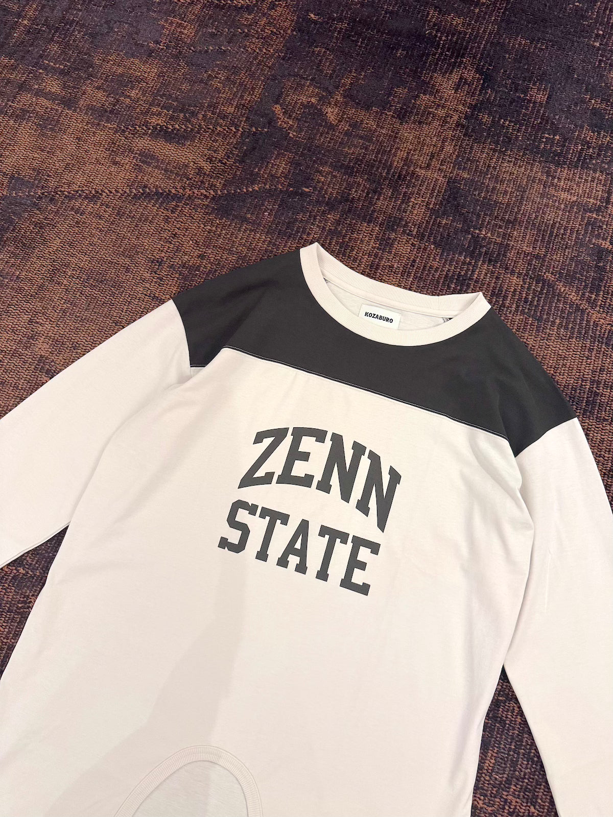 KOZABURO　ZENN STATE COLLEGE PRINT QUARTER SLEEVE T-SHIRTS  "OFF WHITE"