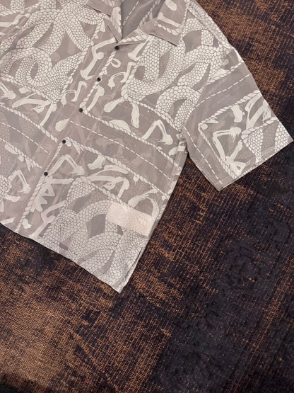 KOZABURO　OPAL SHORT SLEEVE OVERSIZE CAMP COLLAR SHIRT