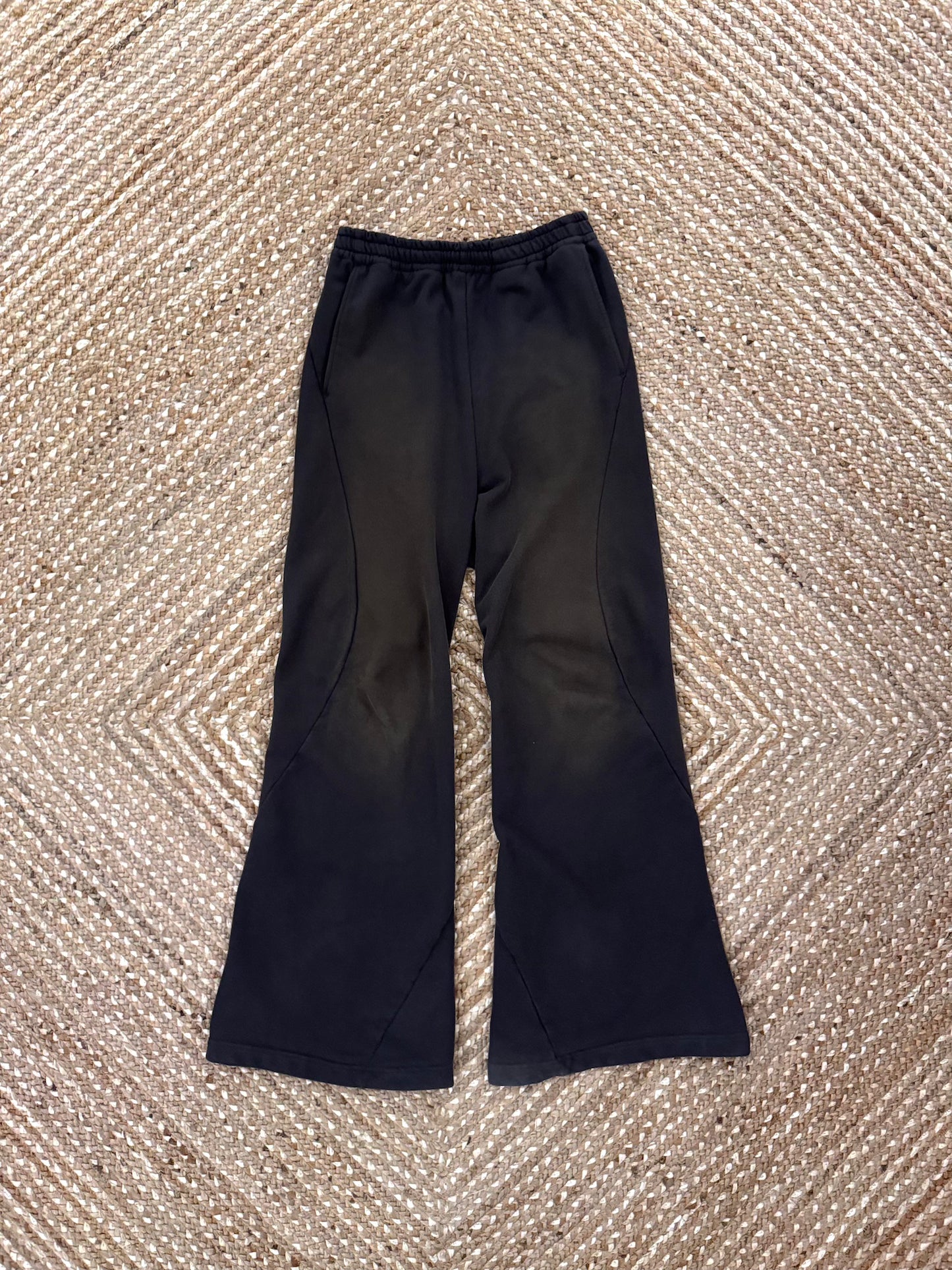 KOZABURO　DEXTER SWEATPANTS