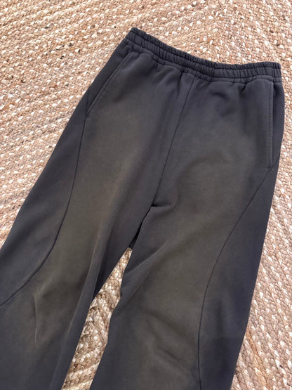 KOZABURO　DEXTER SWEATPANTS