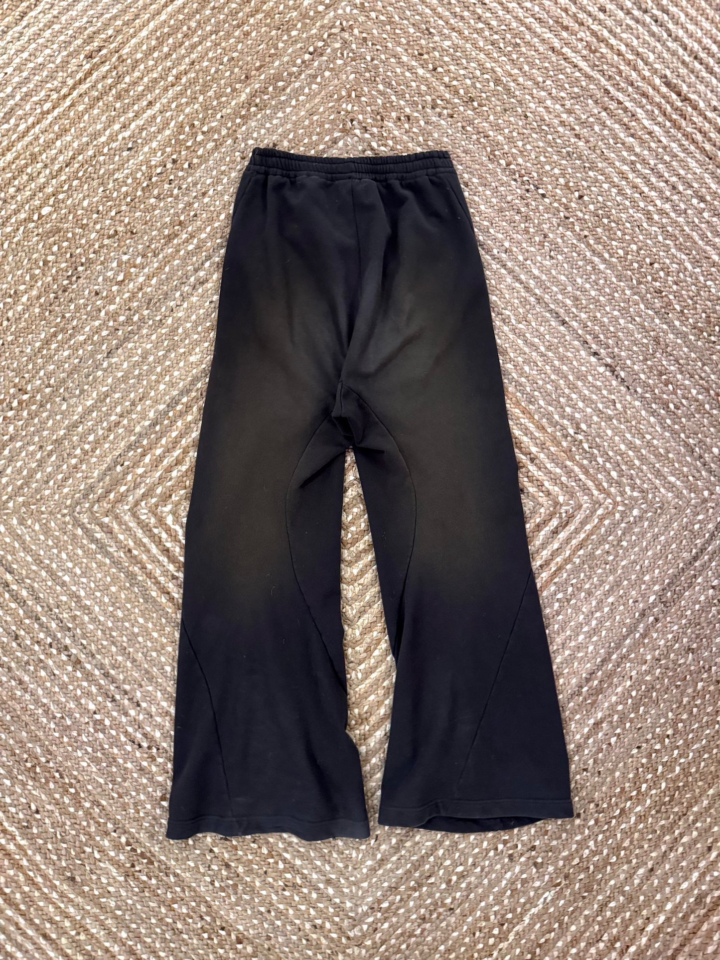 KOZABURO　DEXTER SWEATPANTS