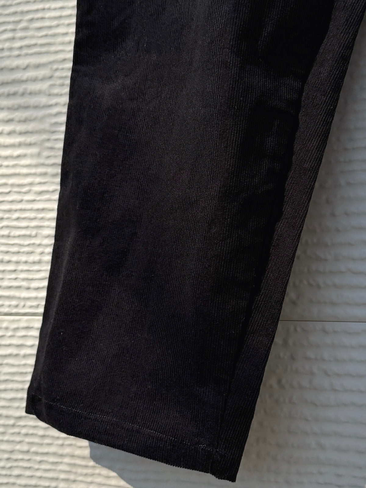 RELAX FIT "Corduroy easy slacks"      -black-