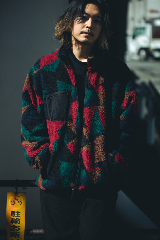 The DUFFER N NEPHEWS　REVERSIBLE JACQUARD BOA BLOUSON