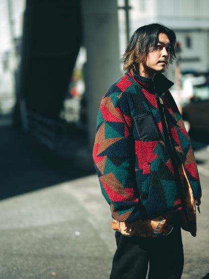 The DUFFER N NEPHEWS　REVERSIBLE JACQUARD BOA BLOUSON