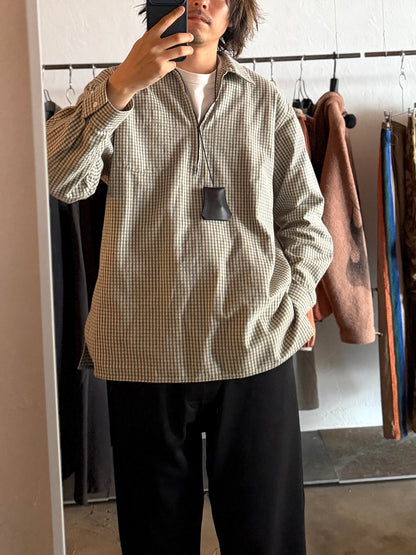 UNDECORATED　"FLANNEL CHECK COTTON ZIP TOP"