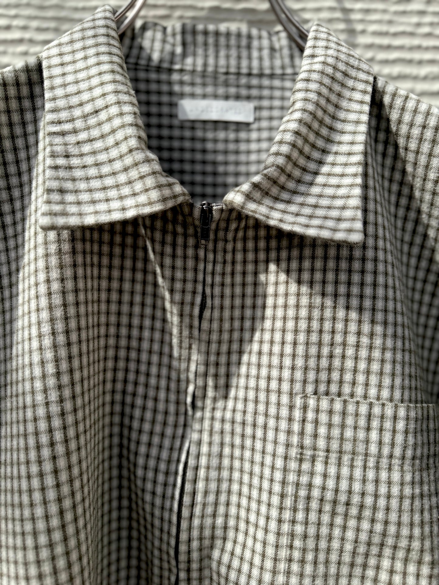 UNDECORATED　"FLANNEL CHECK COTTON ZIP TOP"