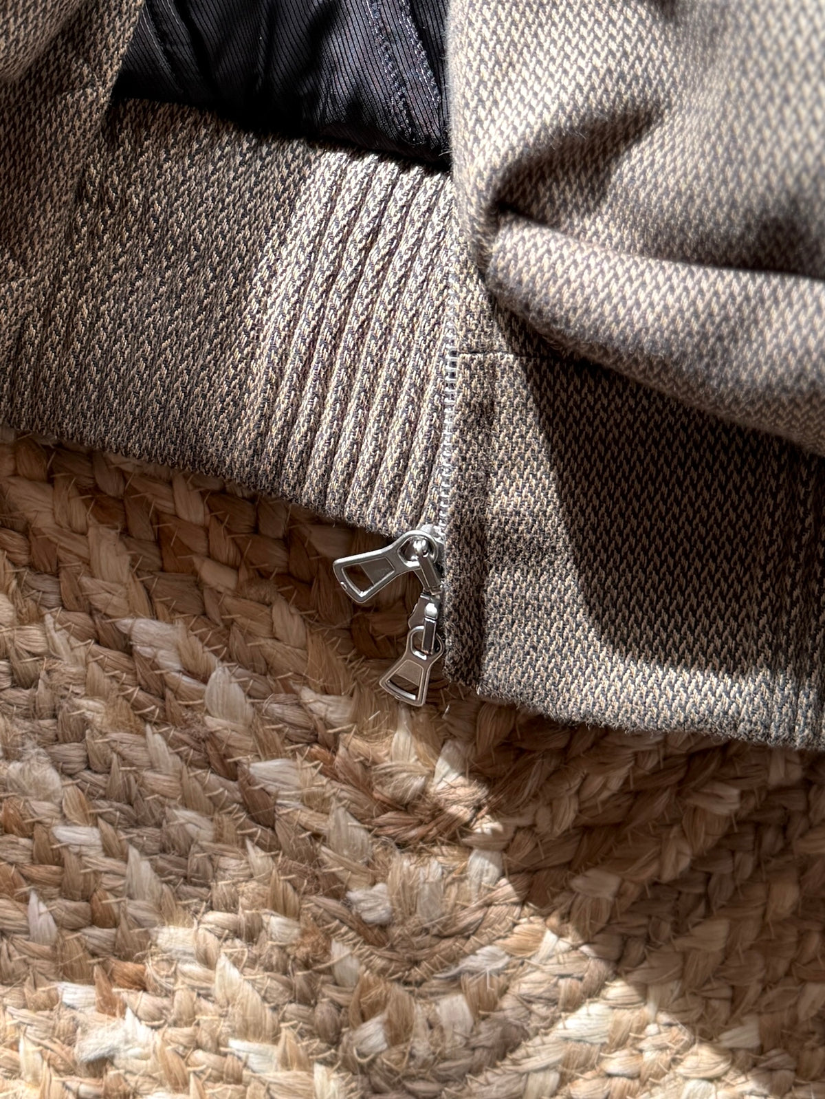 daisuke tanabe　"titan_corduroy" -ocher-