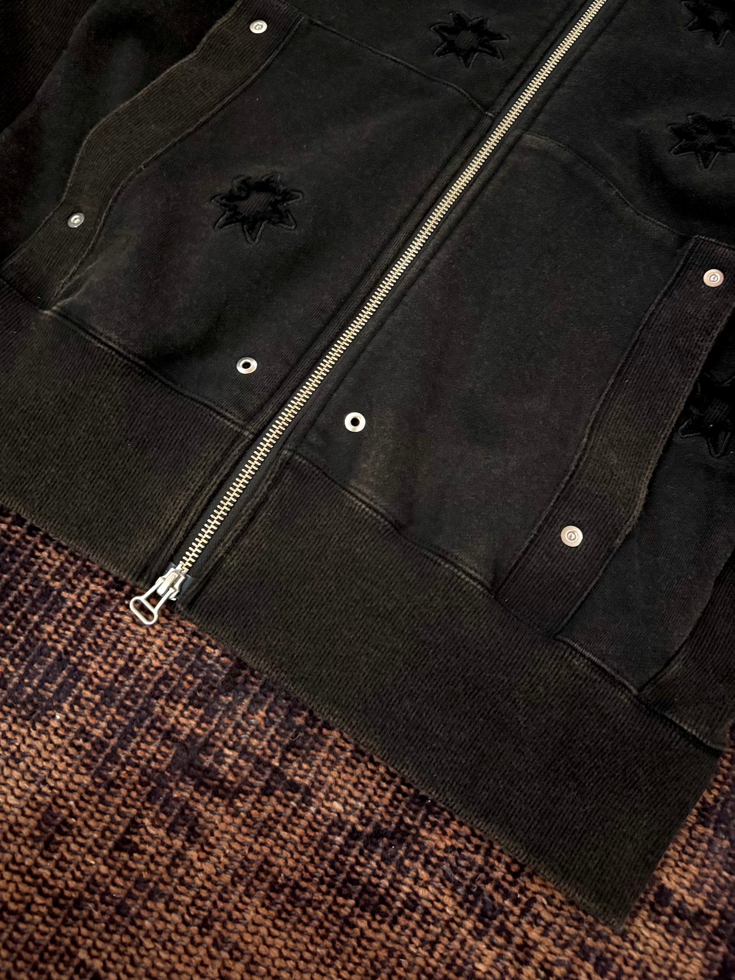 FAF(FAKE AS FLOWERS)　STELLA(ZIP UP HOODIE)